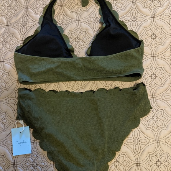 Cupshe Two Piece Bathing Suit - New with tags! - Picture 2 of 7